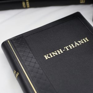 Sách kinh thánh truyền thống 1925 1926